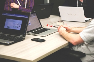 Choosing the Right Type of Lender for your Business Choosing the Right Type of Lender for your Business